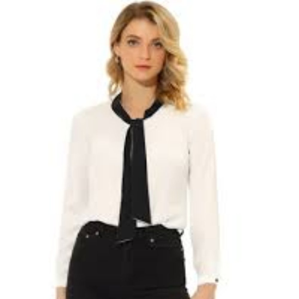 Banana Republic Bow Tie Short Sleeved